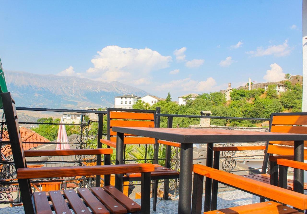 Silver Hill Guesthouse Гирокастра Экстерьер фото