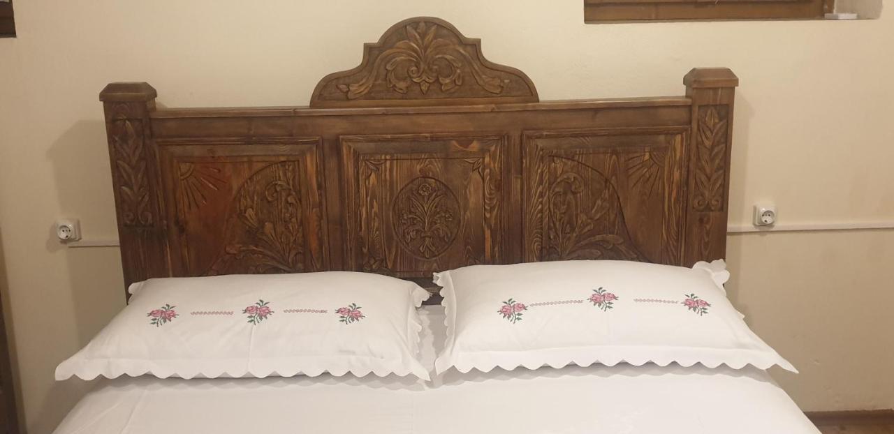 Silver Hill Guesthouse Гирокастра Экстерьер фото