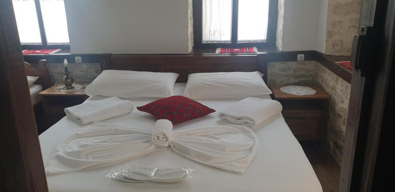 Silver Hill Guesthouse Гирокастра Экстерьер фото
