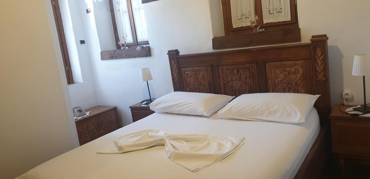 Silver Hill Guesthouse Гирокастра Экстерьер фото