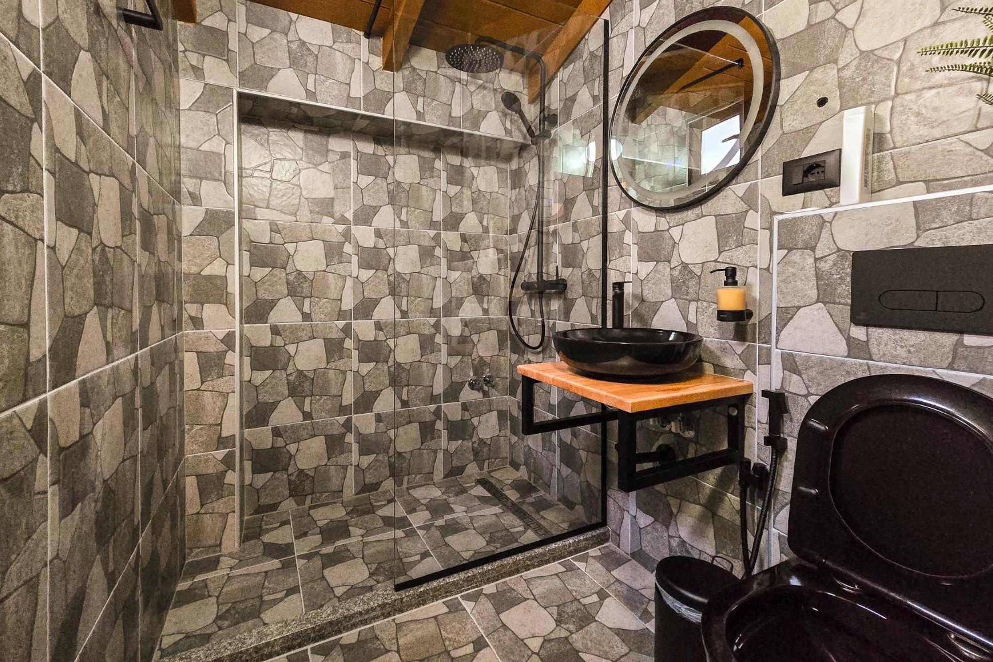 Silver Hill Guesthouse Гирокастра Экстерьер фото