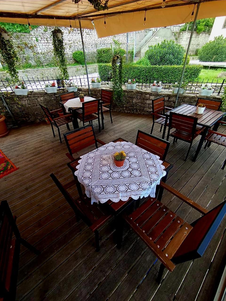 Silver Hill Guesthouse Гирокастра Экстерьер фото
